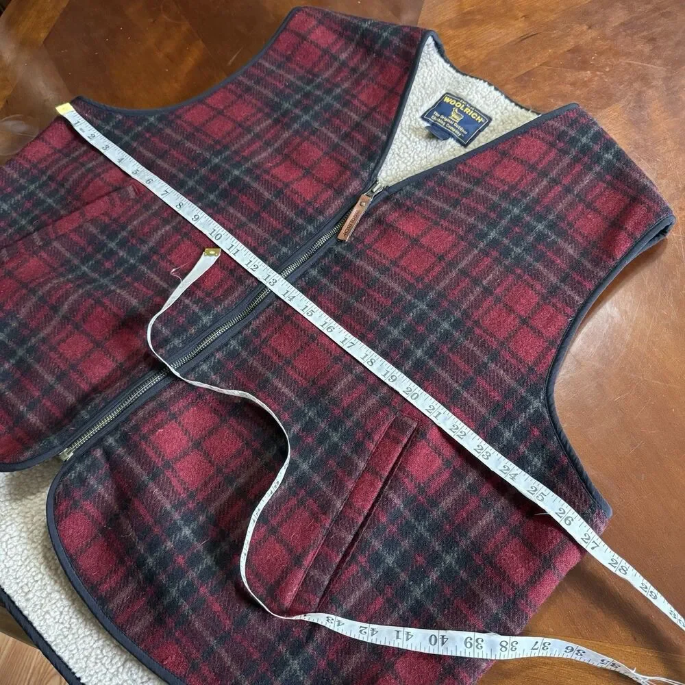 Woolrich Men’s XL Sherpa Lined Red Tartan Plaid Full Zip Wool Vest
